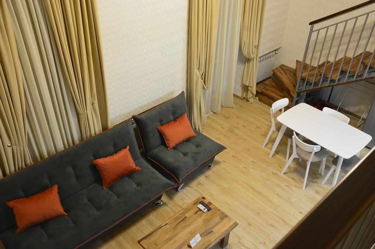 Full Comfort Apartment On Aghmashenebeli Tbilisi Exterior foto